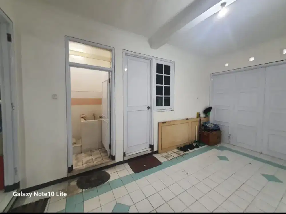 Dijual Rumah Villa Valensia Pakuwon Indah Minimalis Strategis Siap Huni