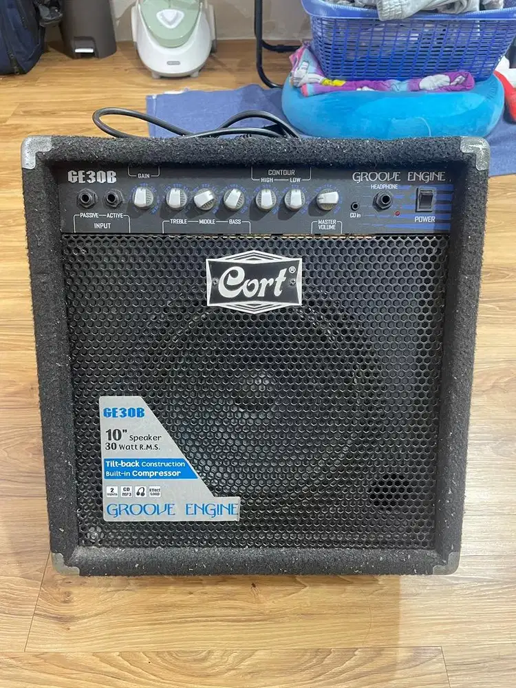 Ampli bass cort