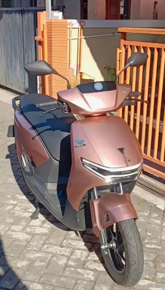 Dijual Honda Cuv E