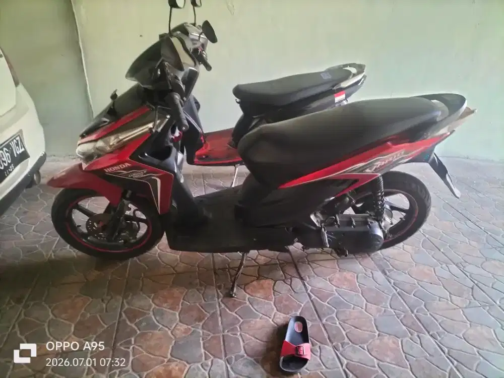 Dijual Vario techno 110 karbu 2011