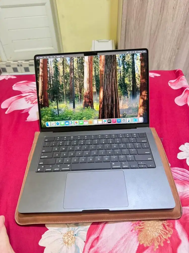 Macbook Pro M3 Pro 18Gb/512 G