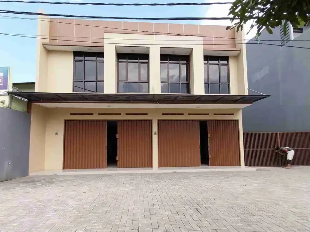 SEWA MURAH JALAN HIDUP 24 JAM ARCAMANIK, ANTAPANI, RUMAH KOMERSIAL 3 LANTAI, NEGO!