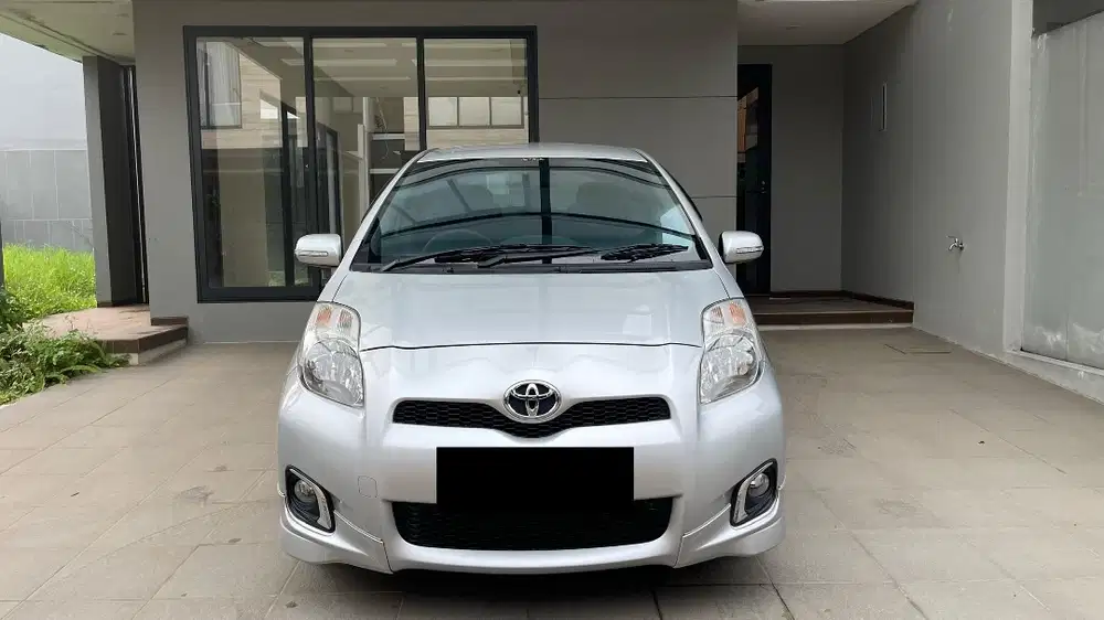 (Km 20ribu)(CASH)TOYOTA YARIS 1.5 E AT Matic Tahun NIK 2013