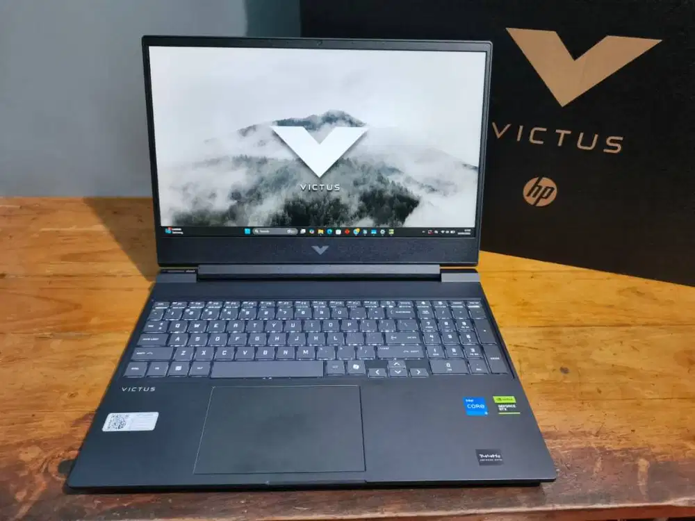 HP Victus 15-fa2716TX i5-13420H 16/512GB RTX 3050 6GB Garansi 2027