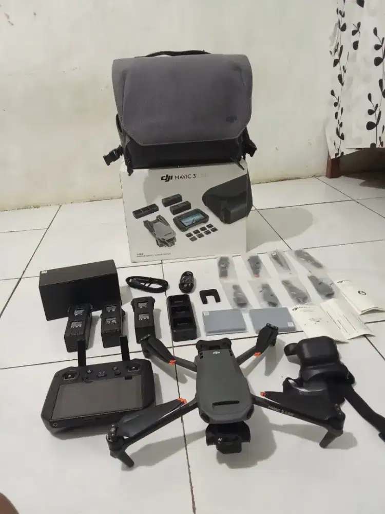 DJI MAVIC 3 CINE PREMIUM COMBO MURAH