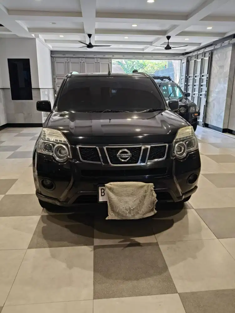 NISSAN X-TRAIL 2.0 2012
