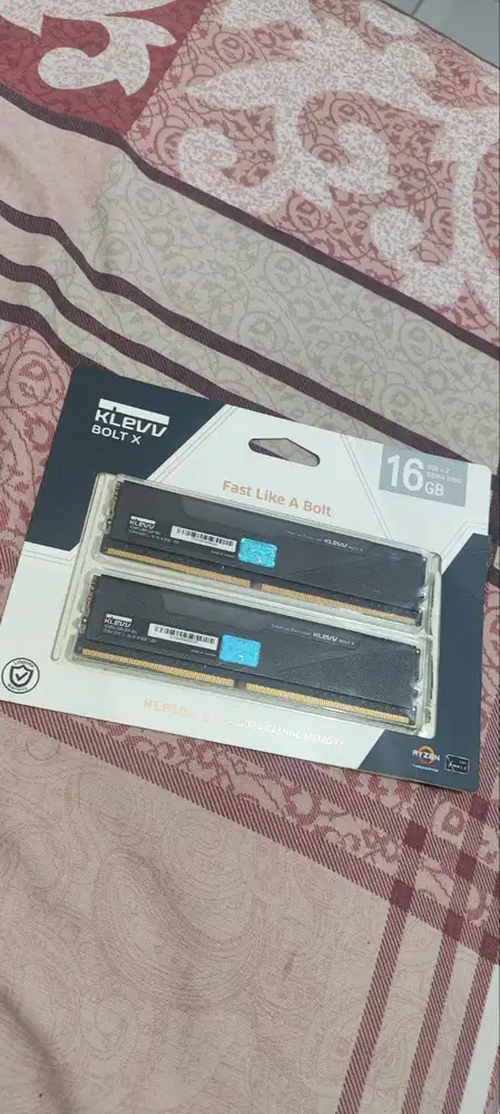 KLEVV BOLT X Series DDR4 3200MHz 16GB (2x8GB)