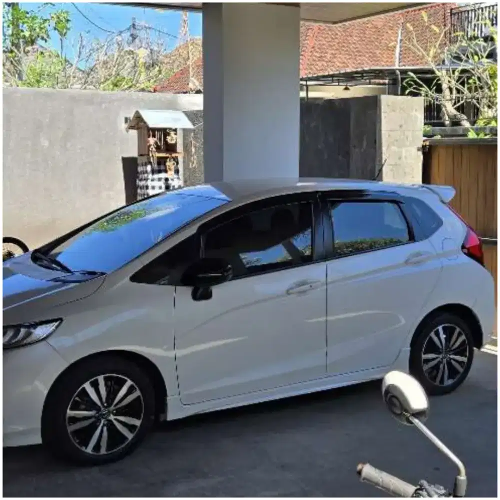 Jazz RS 2019 Putih