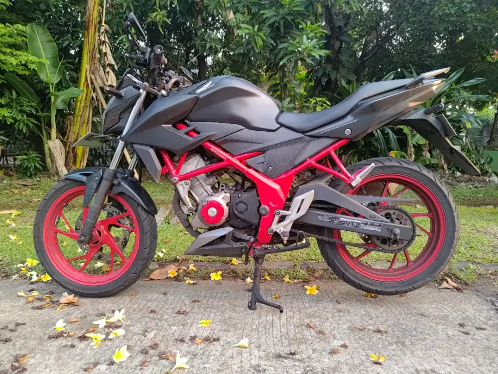 CB150R 2016 K15G