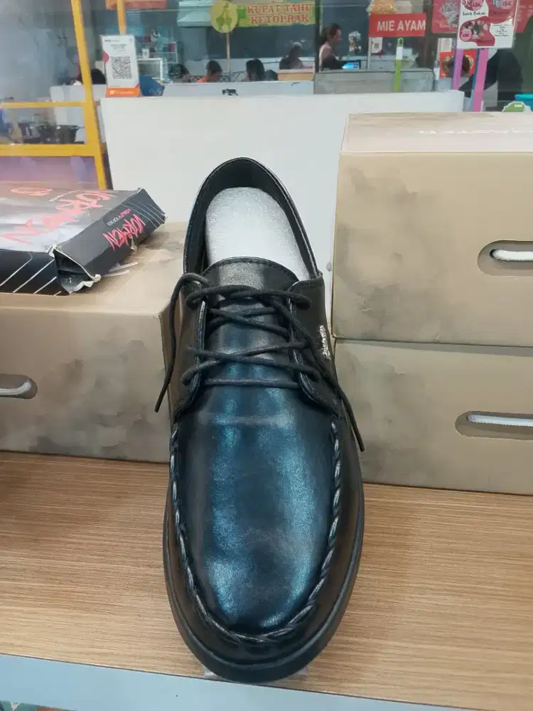 Sepatu Spain Kesehatan K-Walk