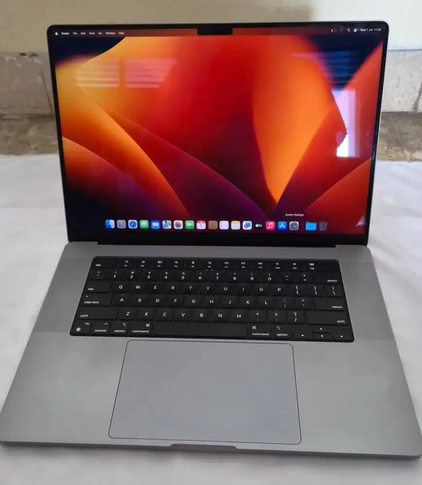 MacBook Pro 16 M1 Pro 2021 | 16GB/1TB | Resmi iBox | Fullset