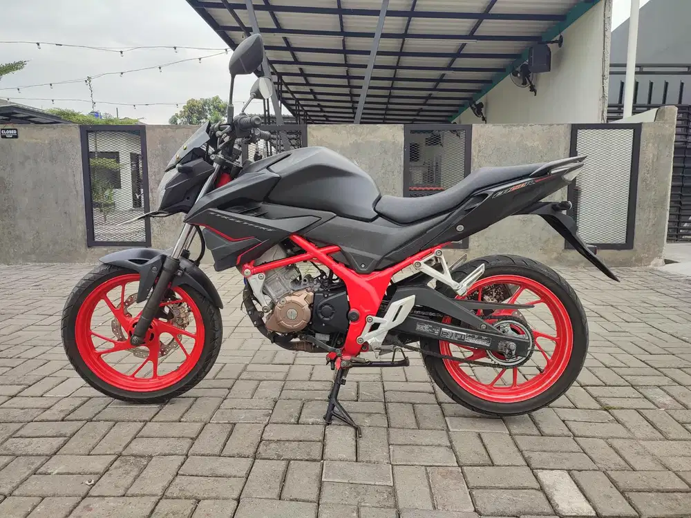 MASUK CB150R RANGKA MERAH TAHUN 2018