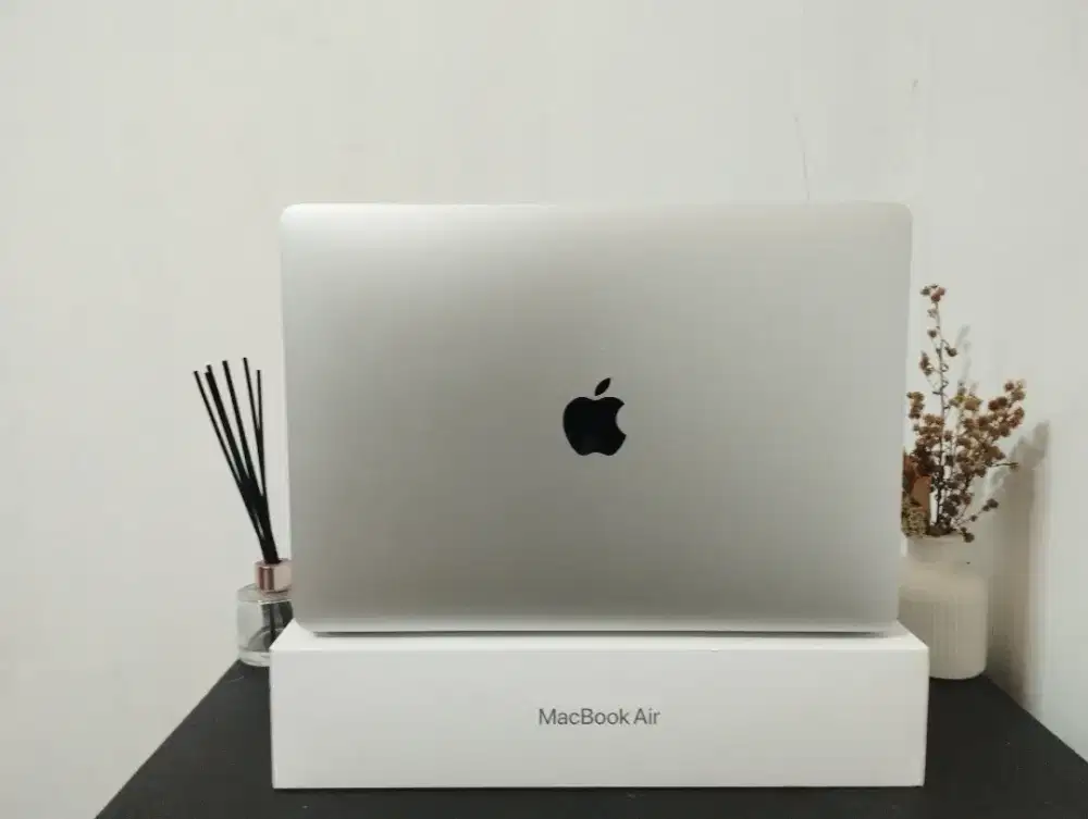 Macbook Air 2020 8/512