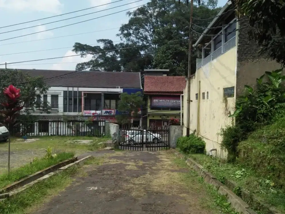 Dijual tanah ada bangunan gedung dan rumah untuk kantor Dago Atas Bandung