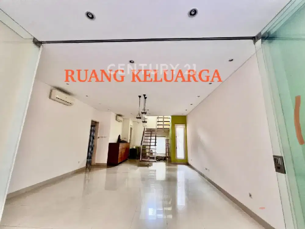 Rumah Di Casa Goya Dalam Perumahan Di Kemanggisan