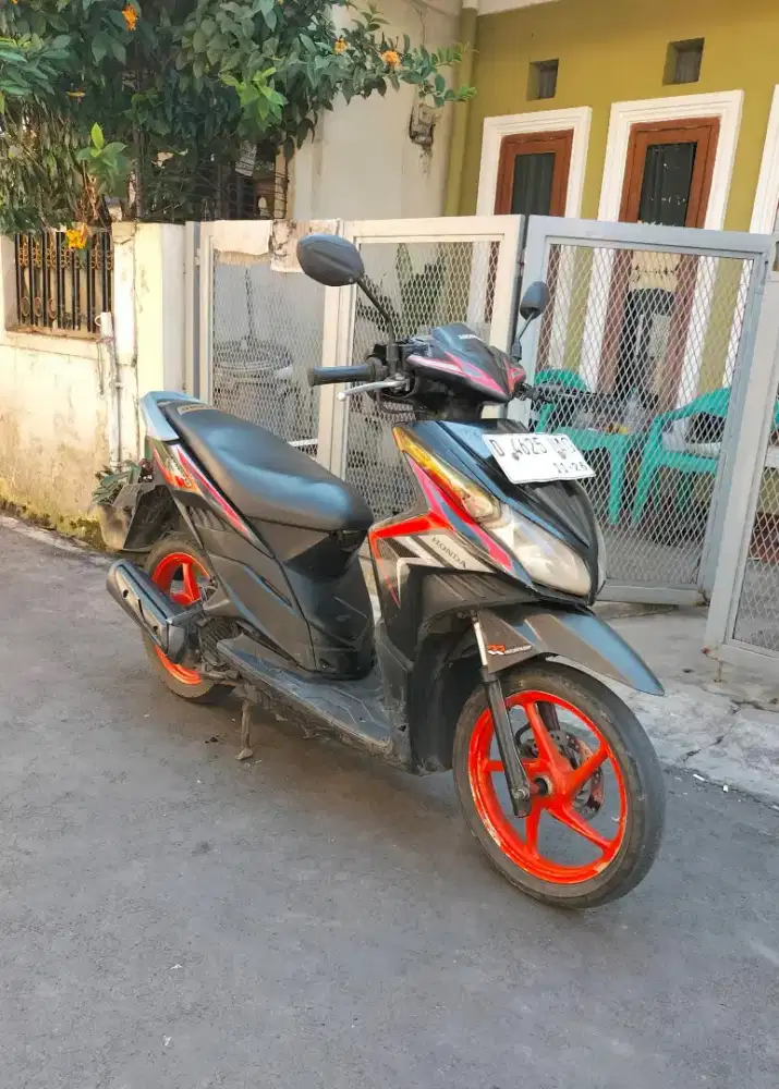 Honda Vario Techno 110 CW 2011 Karbu Termurah Lengkap Pajak Hidup!