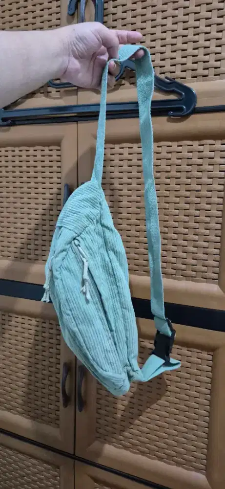 Beary Jeans (Sling Money Bag)