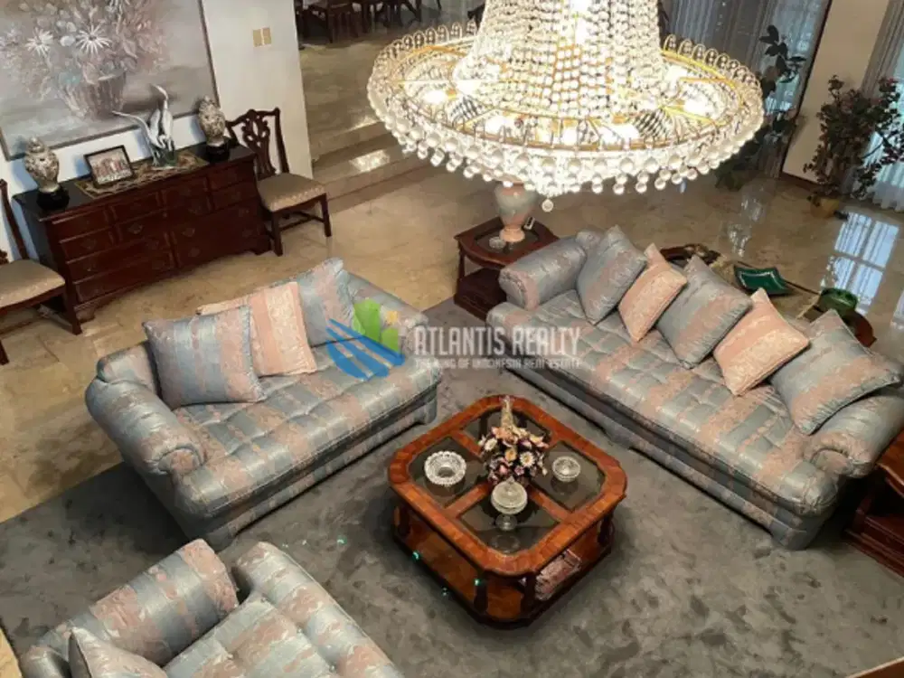 Rumah dijual di Gatot Subroto jakarta, belakang Hotel Kartika Chandra