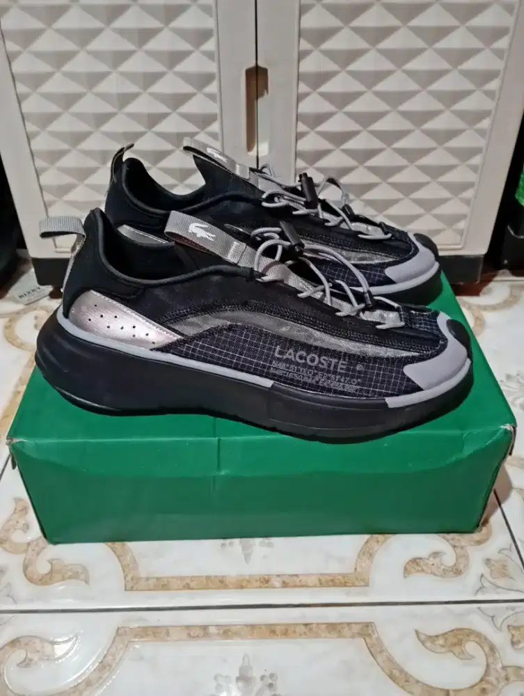 Sepatu Lacoste 41