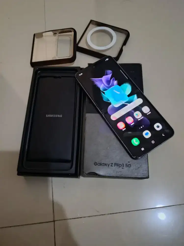 Samsung Z Flip 3 8/256 Sein