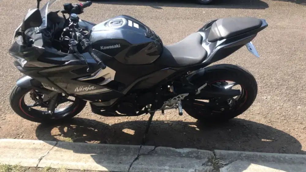 Kawasaki ninja 250 fi th 2021