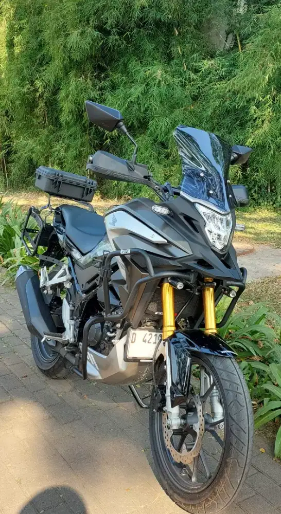 CB150X  KM 2.200 MULUS