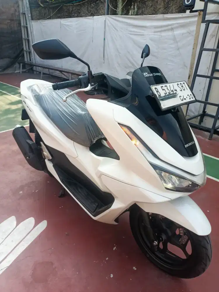 DIJUAL CEPAT HONDA PCX CBS GRESSS
