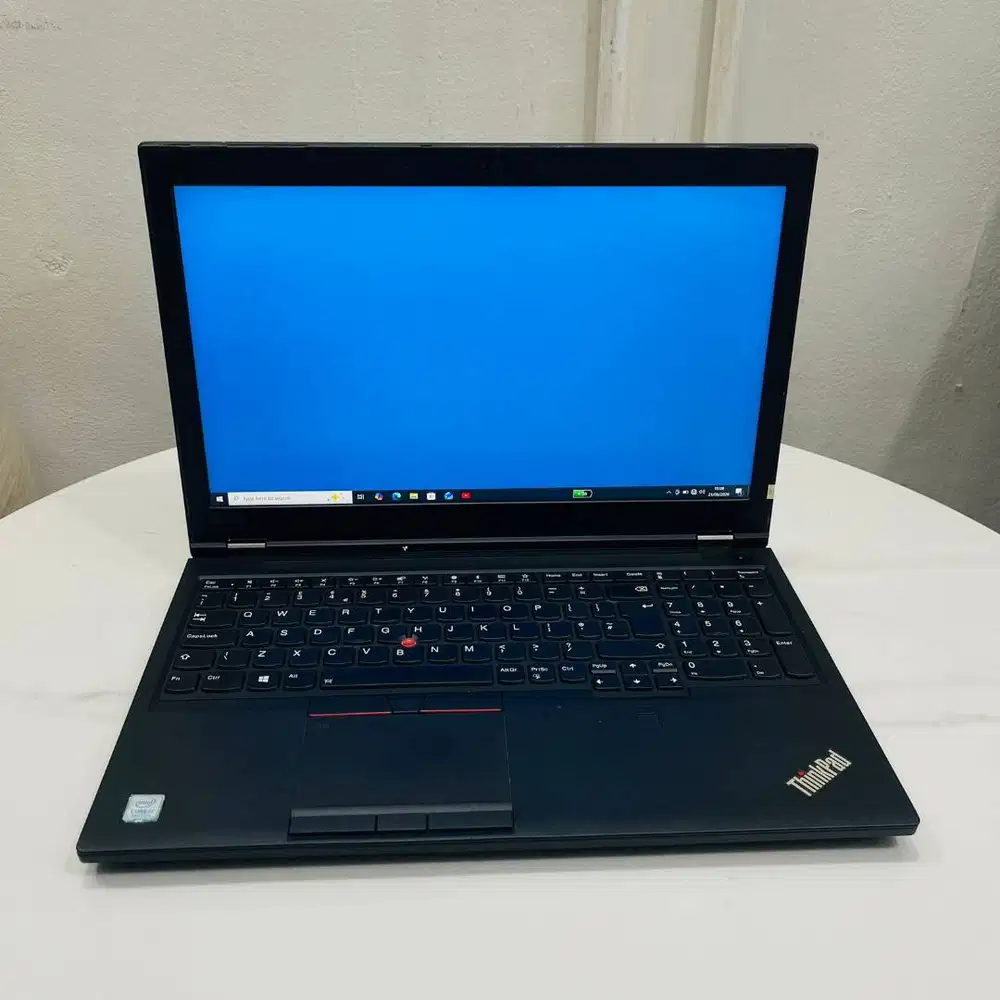 Lenovo Thinkpad P52 Core i7 Gen8 Ram 8GB 15inch N-EC