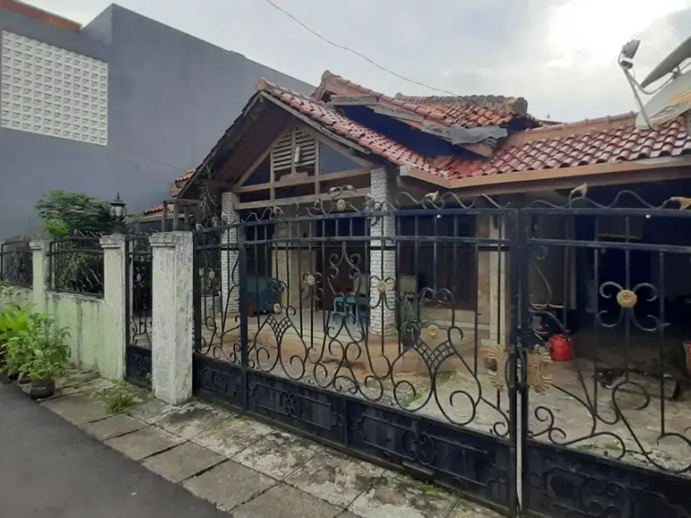 DIJUAL RUMAH DI Jl. Gg Abbah RAGUNAN JAKARTA SELATAN