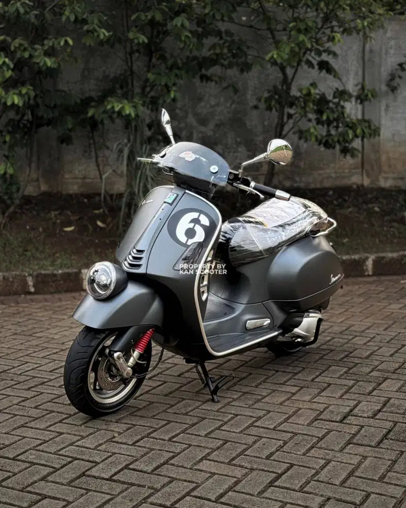 VESPA SEI GIORNI II 300 HPE LIMITED EDITION 2021 TERMURAH