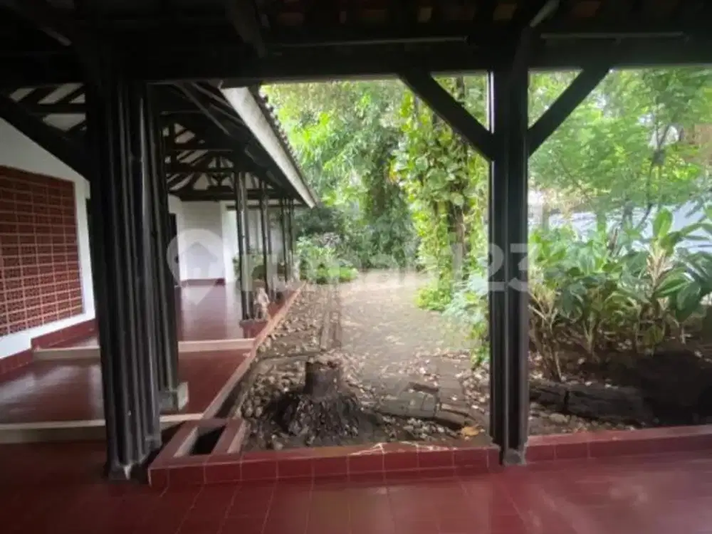 Rumah Siap Huni Baru Renovasi di , Kebayoran Baru - 40 M Nego, ENDH