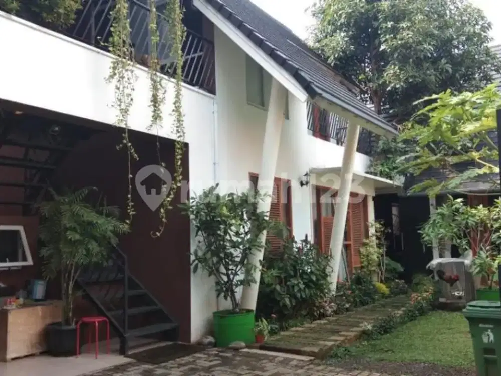 Dijual Rumah Strategis di Kebagusan, Pasar Minggu Cocok Untuk Hunian Investasi Kost , Tat