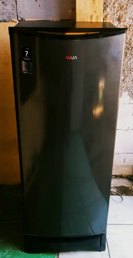 Kulkas aqua 1pintu