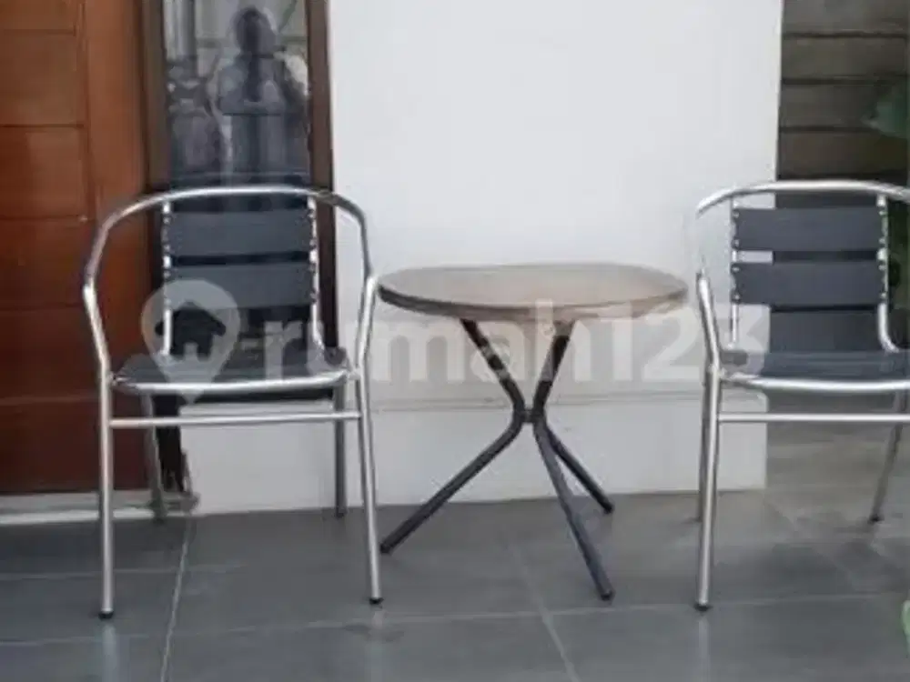 Disewakan Rumah Fully Furnished di Emerald Residence Bintaro Jaya Sektor 9