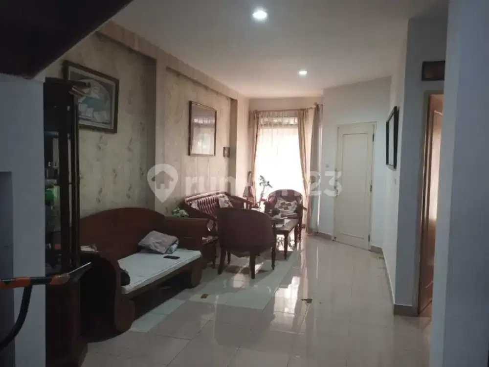 Rumah 2 Lantai Bagus Siap Huni di Villa Bintaro.,pondok Aren, Lnk