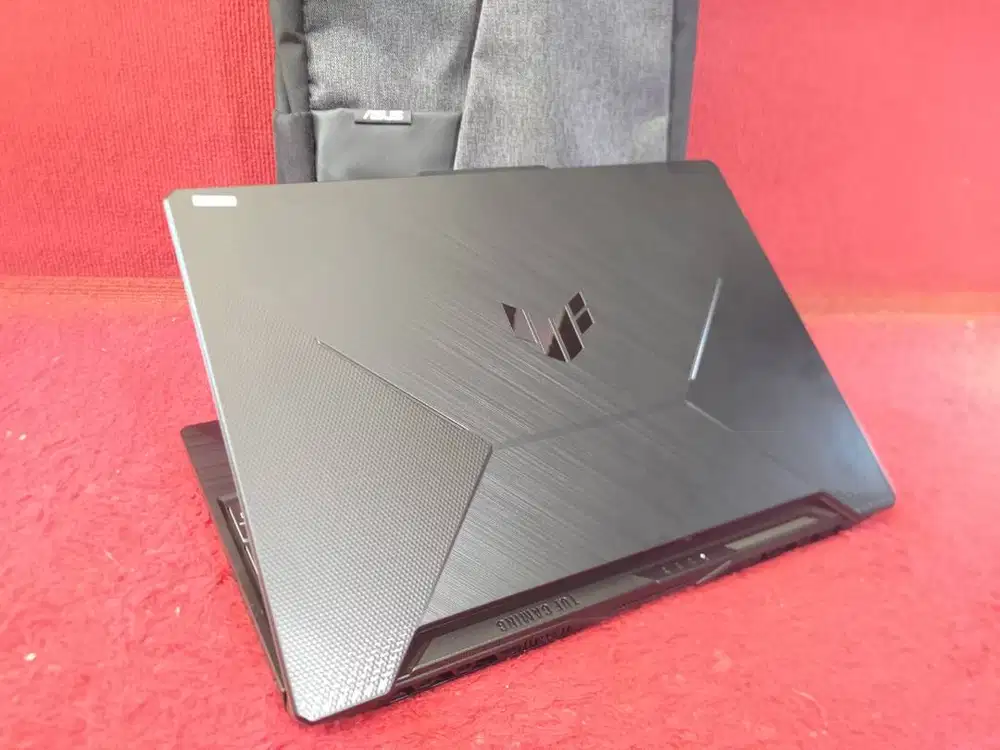 Laptop TUF A15-FA506N Ryzen 7-7445HS RAM 8GB SSD 512GB RTX 3050 MALANG