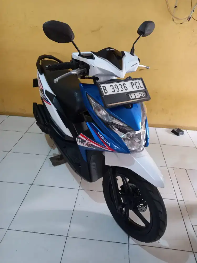 Honda beat eco 2018
