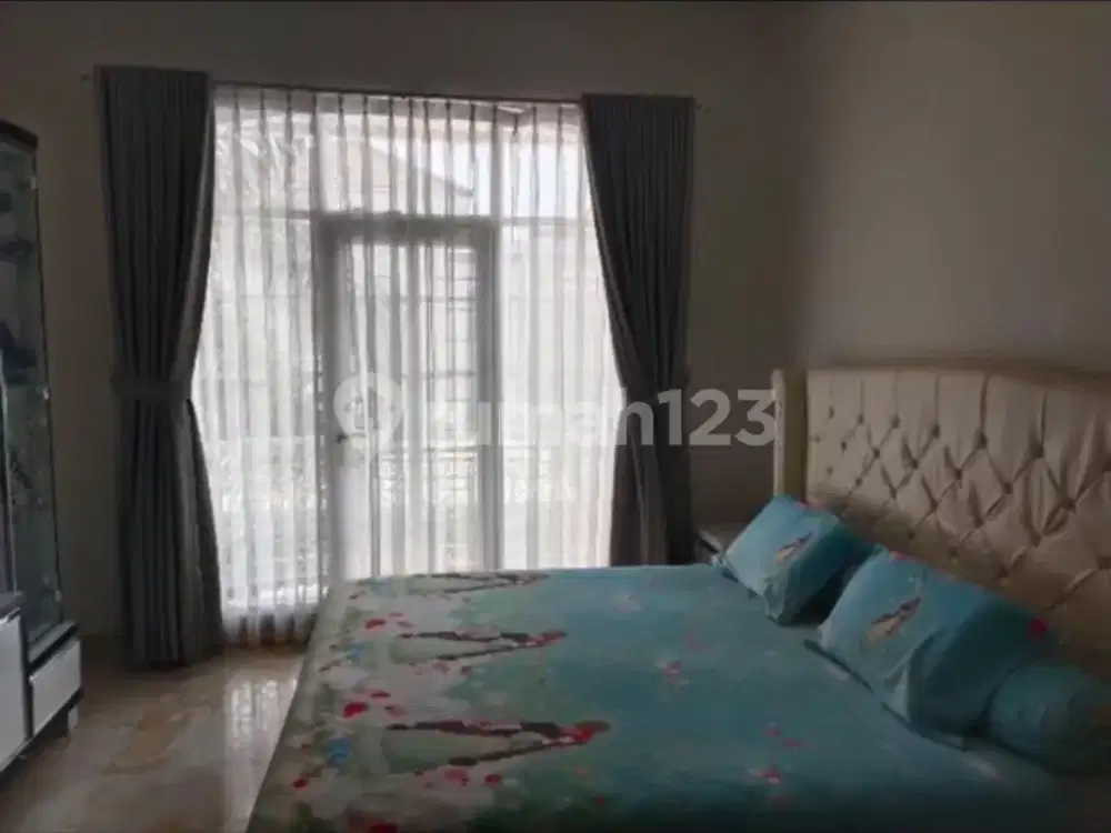 Rumah siap huni di lingkungan cluster yg nyaman