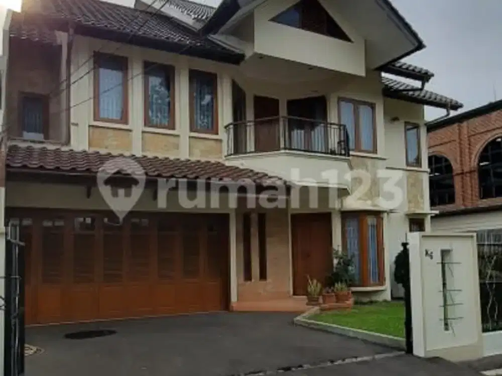 Rumah Siap Huni Strategis Bebas Banjir di Lebak Bulus Jaksel