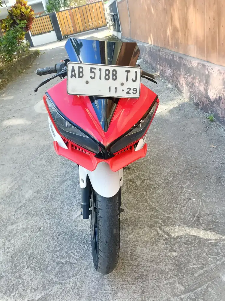 Yamaha R15 2014