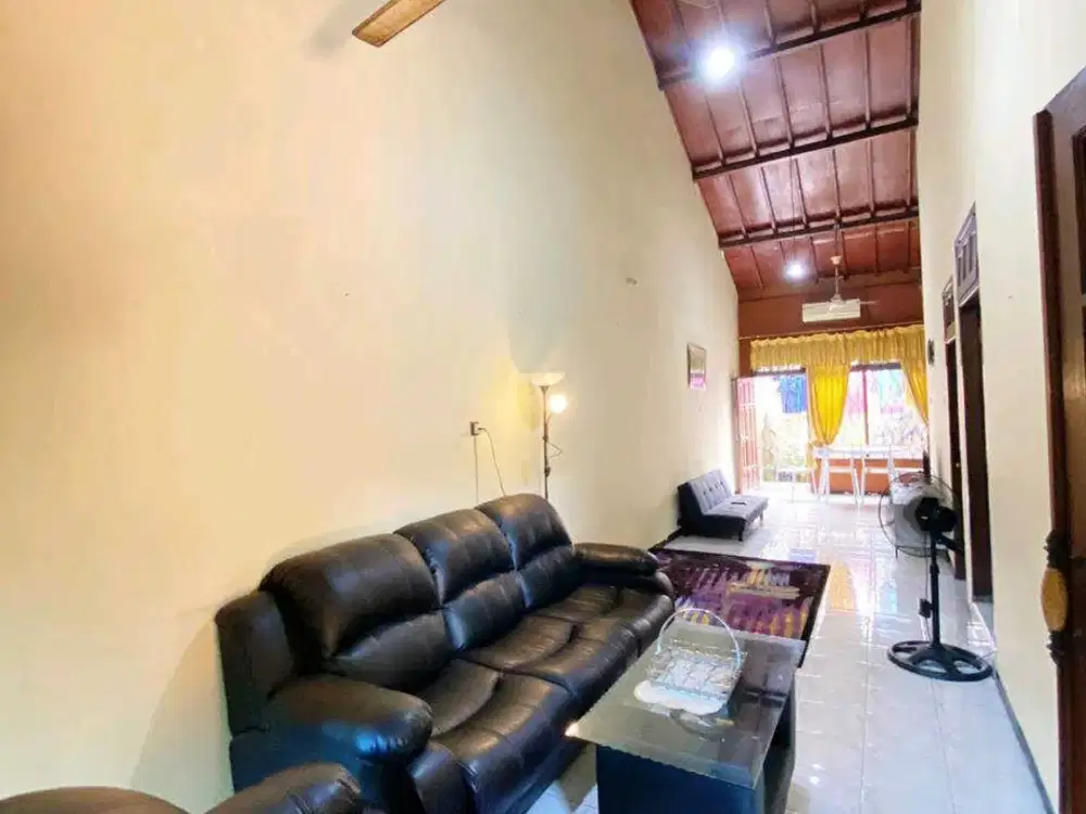 REV.A807 Rumah Rungkut Menanggal Surabaya Lokasi Nyaman Siap Huni