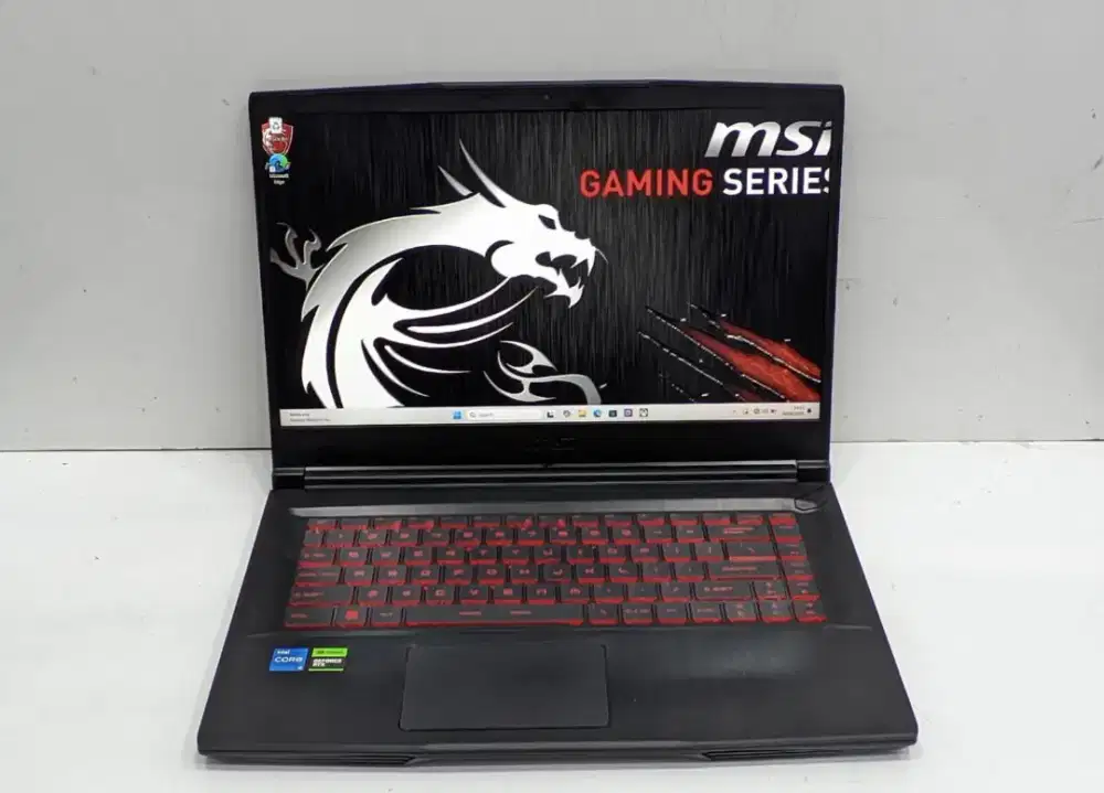 Laptop MSI GF63 Thin 11UC core i5 gen 11 Ram 8gb/512gb Rtx 3050