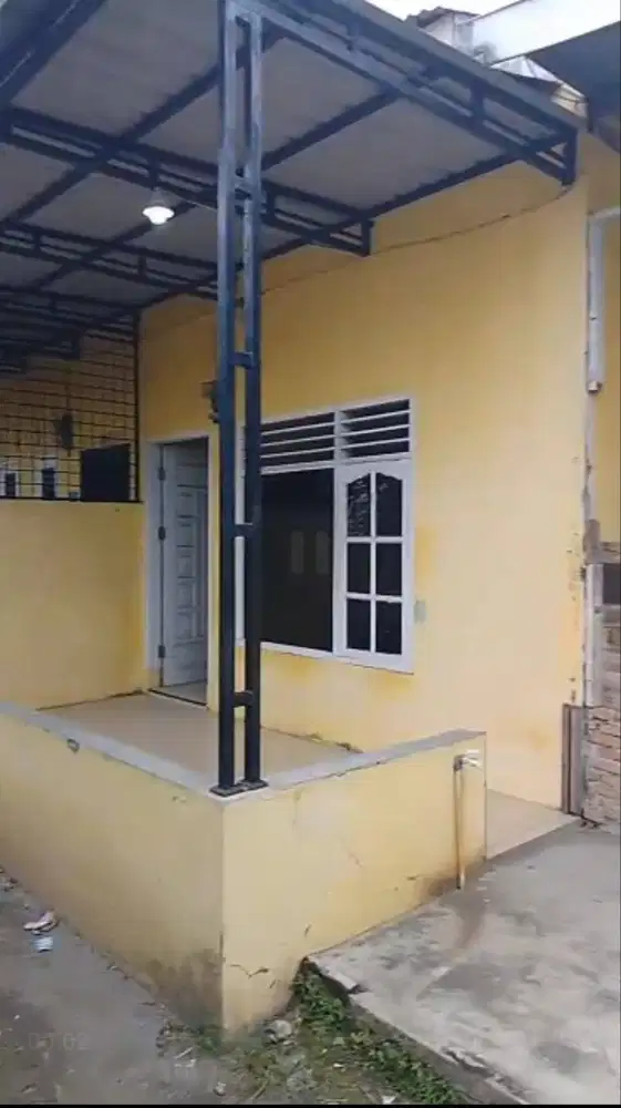 Di jual rumah gandeng