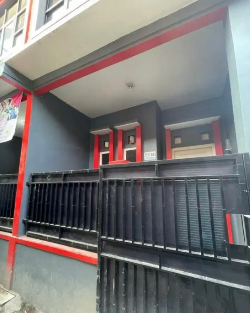 Di kontrakan rumah