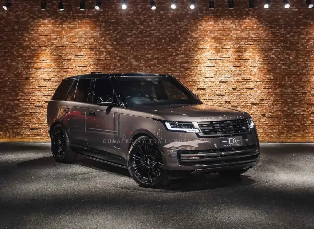 Range Rover Vogue P400 First Edition SWB