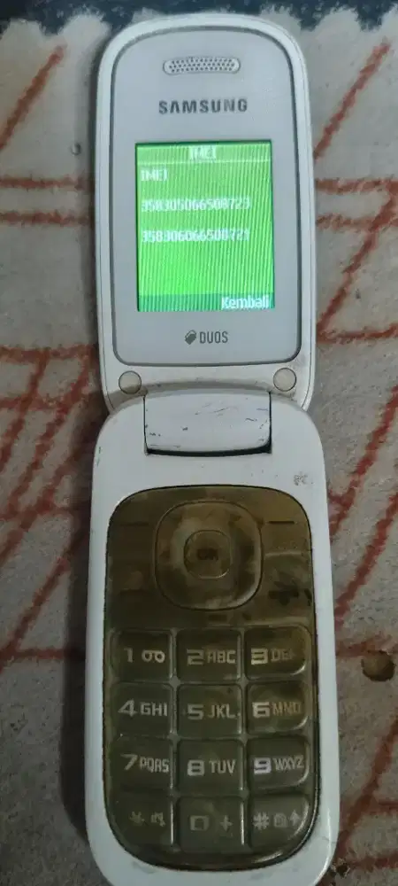 Samsung DUOS E1272