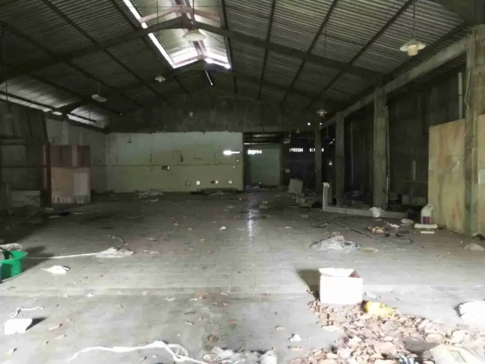 Disewakan gudang luas Mlati Sleman area jl Magelang dekat JCM