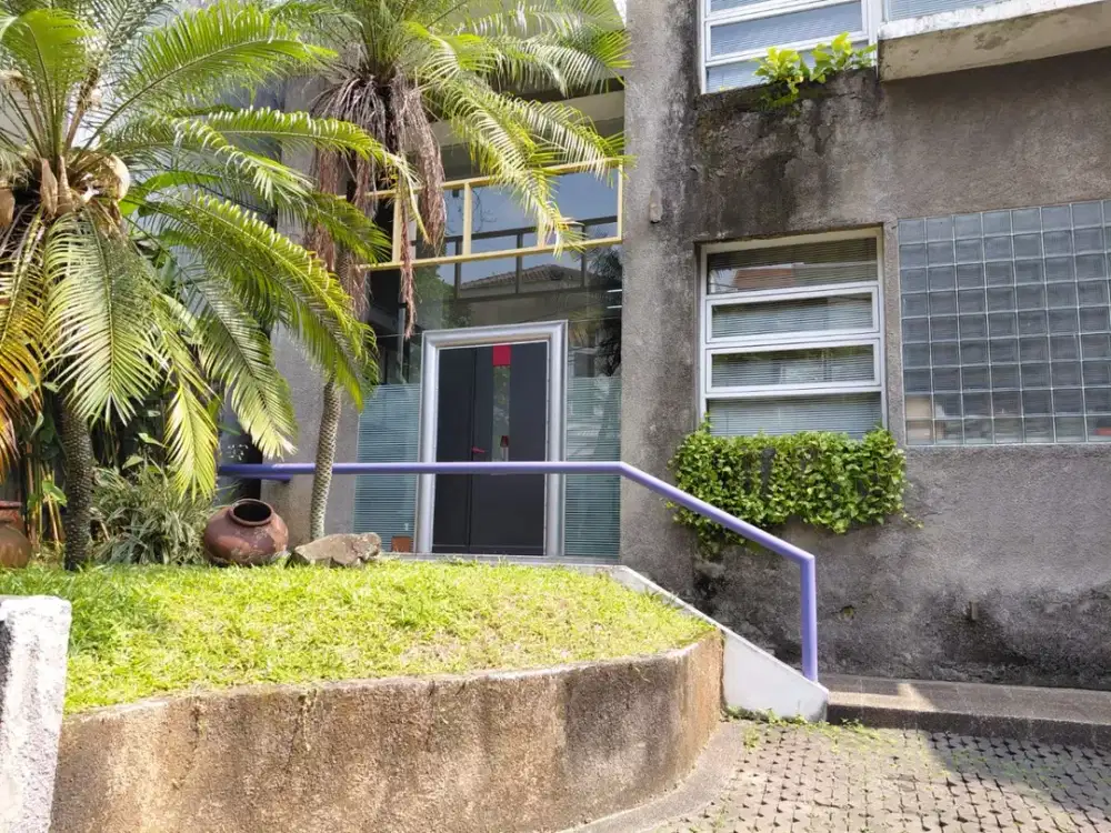 Rumah Cantik Desain Eropa Classic Siap Huni di Kelapa Sawit Kelapa Gading Jakarta Utara
