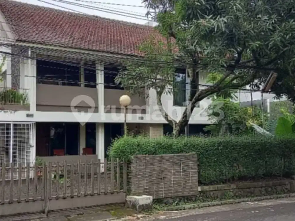 Rumahb Taman Sari Dago Bandung