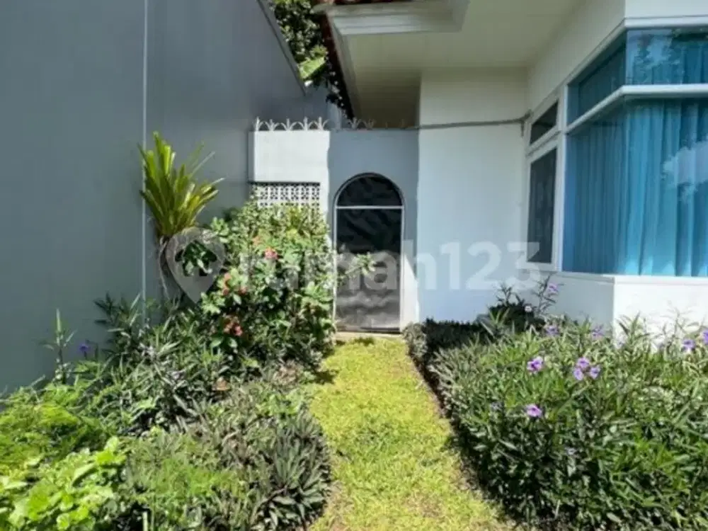Rumah Mewah Asri Tubagus Dago